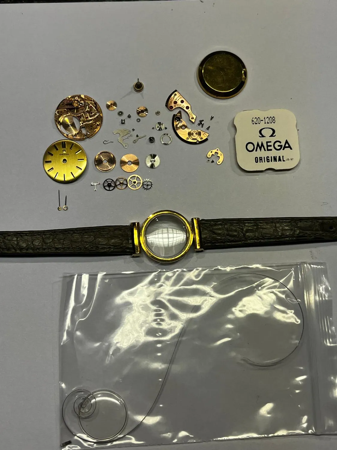 Omega Damenuhr mit Handaufzug, Revision mit Original-Omega-Teilen – Atelier Hellmüller, Eglisau